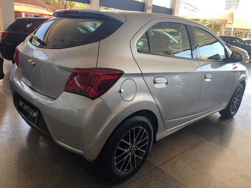 Imagem 5 de 9 de Chevrolet Onix 1.4 Advantage Aut 106cv