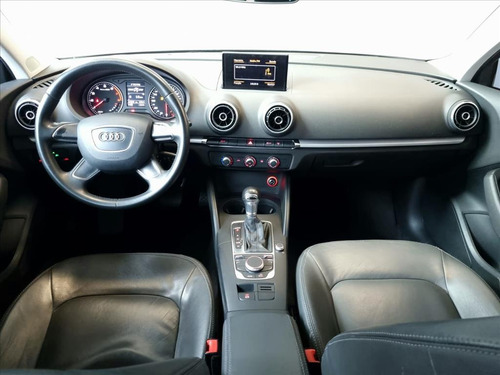 Imagem 9 de 12 de A3 1.4 Tfsi Sedan Ambiente 16v Flex 4p Tiptronic