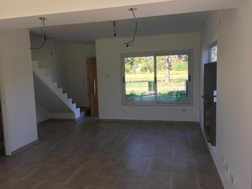 Imagen 5 de 8 de Venta Club De Campo Los Moros Dúplex 3 Ambientes Cochera