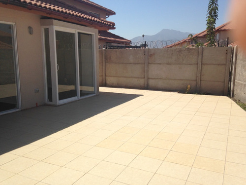 Cómoda Casa, En Bonito Sector De Buin 3d3b 1bod Est