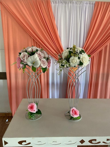 Imagen 1 de 10 de Alquiler Artículos Decoraciòn,mesas,centros De Mesa Y Mas