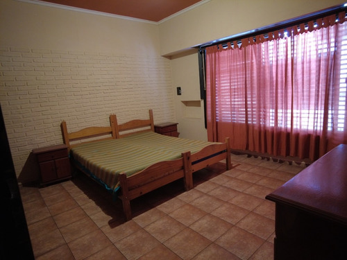 Imagen 3 de 14 de Casa Multifamiliar En Venta En San Andrés Sobre La Calle Salguero