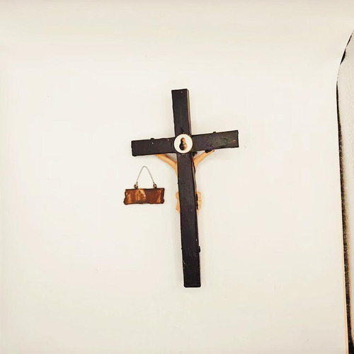 Muro Católico Genérico De Crucifijo Realista Con Estatua De