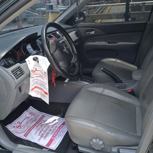 Mitsubishi Lancer Touring