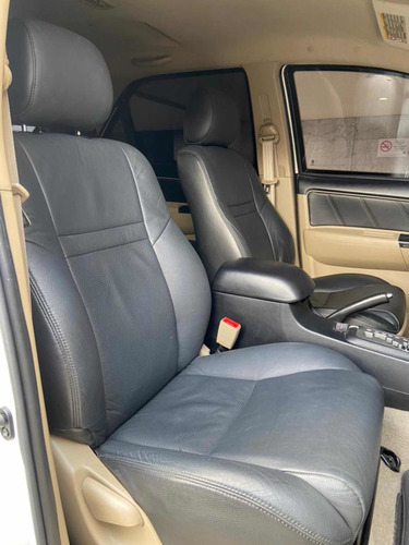 Imagen 9 de 10 de Toyota Fortuner Sportivo 4x4