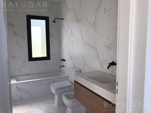 Imagen 24 de 27 de Venta | Excelente Casa A Estrenar En La Escondida, Manzanares | Bayugar Negocios Inmobiliarios