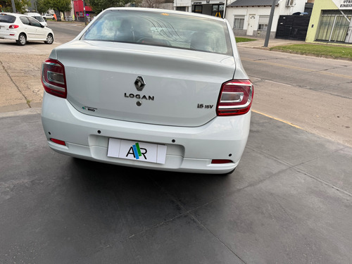 Renault Logan 1.6 Privilege 105cv