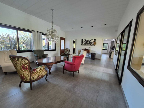 Casa 5 Ambientes Con Pileta Quincho Gran Parque