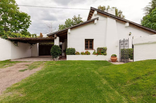 Casa En Venta En El Huerto - La Puntilla
