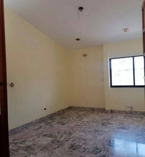 ¡renta! Casa Para Uso Mixto En Campeche