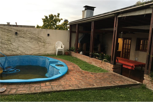 Imagen 3 de 20 de Casas En Venta 5 Dorm Parque Pileta Depto Indep-lp