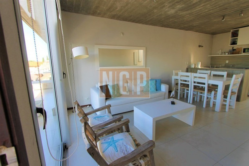 Apartamento En La Barra, 2 Dormitorios -ref:17201