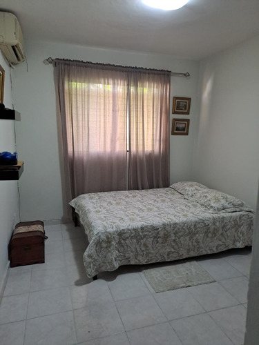 For Sale Apartamento 4to Piso Sin Ascensor En El Vergel De 3 Habitaciones Con 1 Parqueo