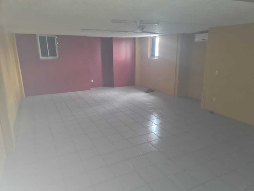 Vendo Piso Comercial En Col Morelos. Toluca, Mex