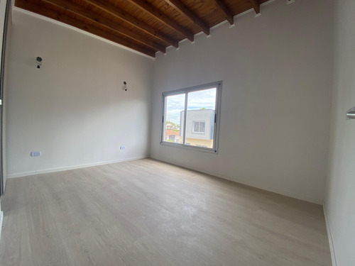 Venta Duplex 3 Amb C/cochera Ituzaingo A Estrenar