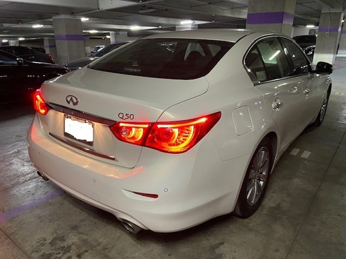 Infiniti Q50 3.7 Perfection Mt