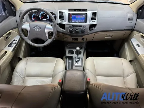 Toyota Fortuner Sr5 At 2700cc Aa 4x2 7psj