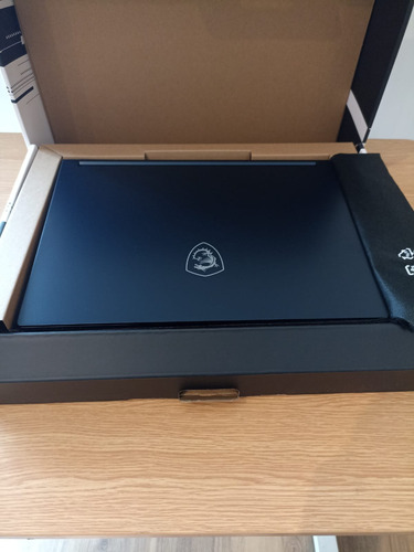 Msi Stealth I9 Ultra 185h 64gb Ddr5 1tb Ssd Rtx 4070 240hz Negro (Usado)