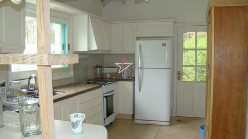 Imagen 7 de 26 de Casa, 3 Dorm Y Dep, Punta Del Este, La Barra, Laguna Blanca, Venta Y Alquiler- Ref: 376