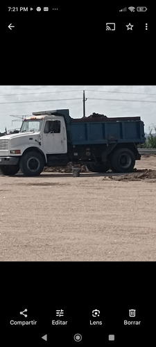 Bobcat Trabajos , Rellenos Limpieza Terrenos ,plateas  Etc