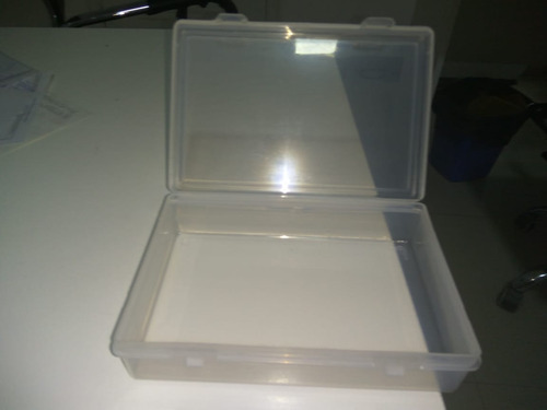 Imagen 1 de 3 de Cja Plastica Resistente Ideal Para Kit Pic Arm Freescale Avr
