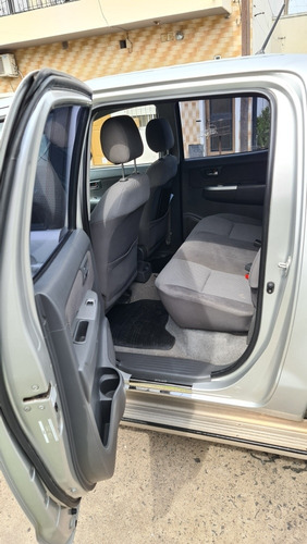 Toyota Hilux 3.0 Cd Srv I 171cv 4x2 2012