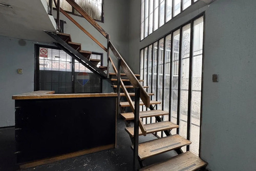 Arriendo Oficina Con Galpón Viel/autop Central