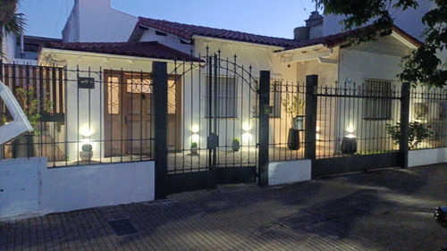 Casa 4 Amb, Entrada Auto, Patio Terraza C/solarium