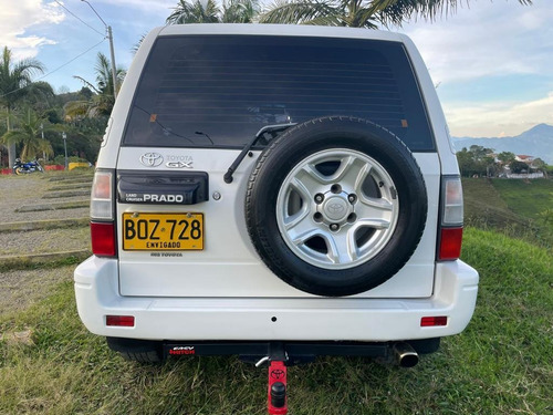 Imagen 4 de 19 de Toyota Prado 2005 2.7 Sumo