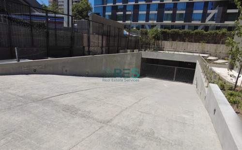 Local Comercial En Arriendo En Las Condes