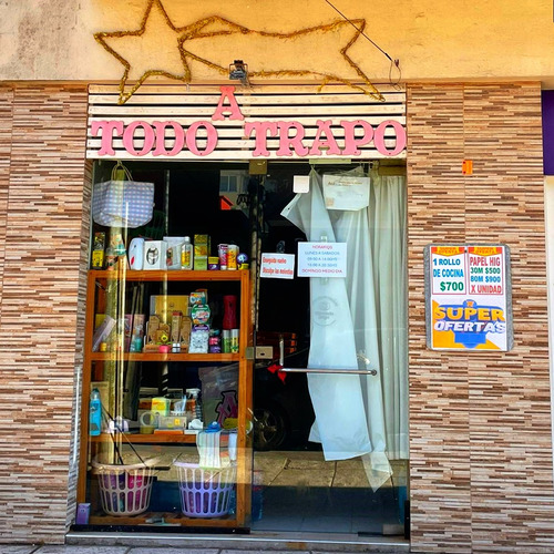 Local 24 Mts, A La Calle, Con Baño.
