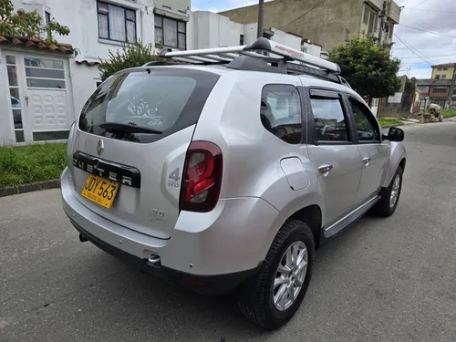 Renault Duster Expressión 2.0 4x4 MT 2017