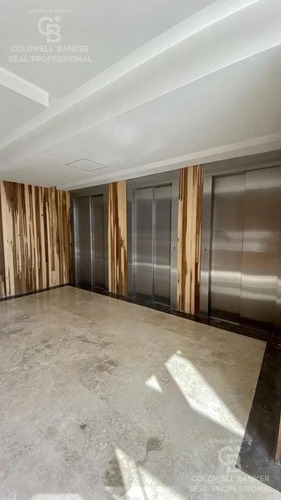 Imagen 3 de 12 de Ultima Oficina En Alquiler A Estrenar En Sky Center Canning