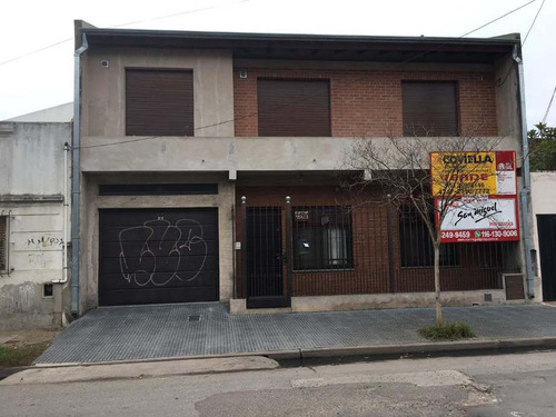 Casa En Venta En Lanus Este