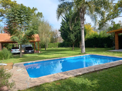 Imagen 17 de 29 de Excelente Casa Quinta Parque Gorriti Piscina Casa Principal 5 Ambientes Piscina Permuta