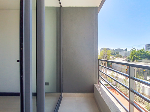 Edificio Av. Vicuña Mackenna Poniente (1 Est.) Vista Norte