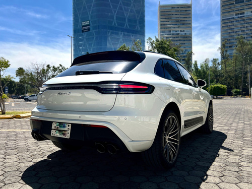Porsche Macan S