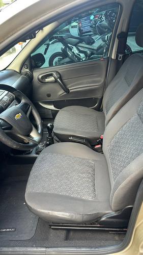 Chevrolet Corsa Classic 1.0 Life Flex Power 4p