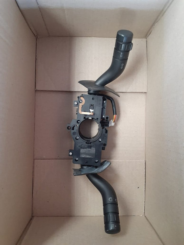 Comando Llave De Luces Y Limpiparab Volkswagen Voyage (Usado)