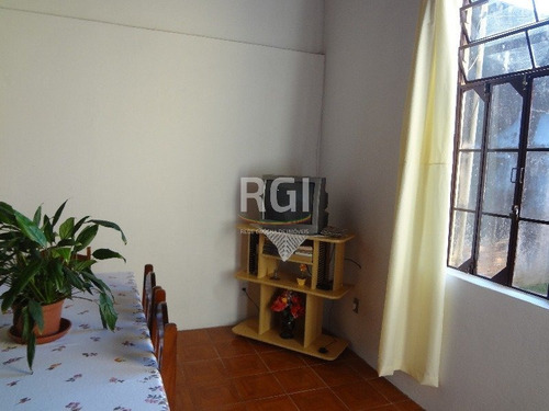 Casa Em Hípica Com 2 Dormitórios - Lu268693
