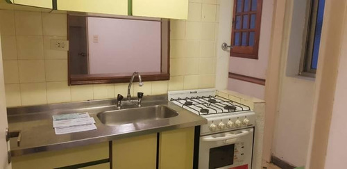 Imagen 13 de 19 de Departamento En Venta 2 Ambientes Con Dependencia De Servicio Apto Profesional