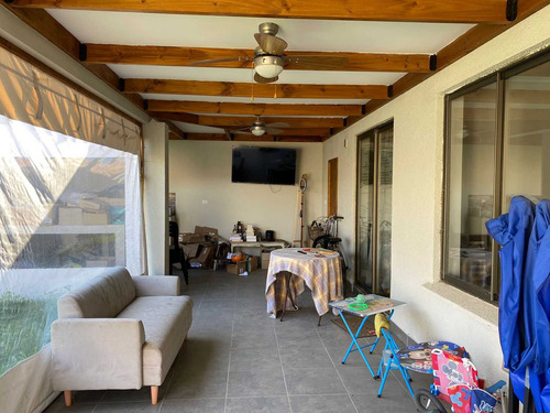 Excelente Casa En Venta En San Valentin (84299)