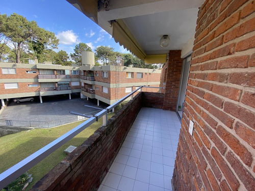 Imagen 19 de 21 de Apartamento- Arcobaleno,3 Dormitorios, Garaje, 93 M2 , Piscina, Barbacoa, Jardín, Prox 16 De La Mansa !!