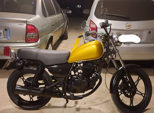 Suzuki Intruder
