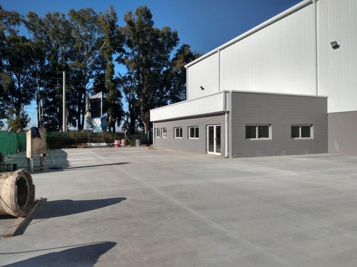 Imagen 3 de 8 de Nave Industrial 2.500m2 - Parque Industrial Pilar