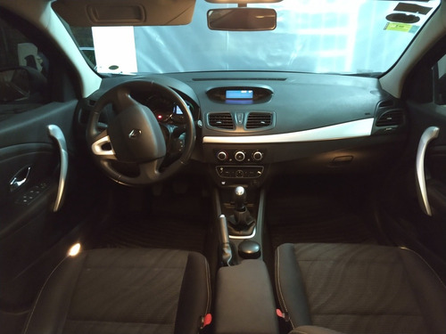 Renault Fluence 2.0 Dynamique 2013