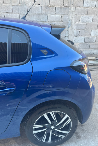 Peugeot 208 1.6 Road Trip Tiptronic