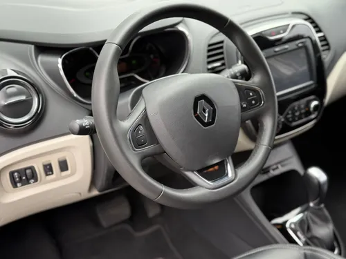 Renault Captur 2.0 Intens Automática