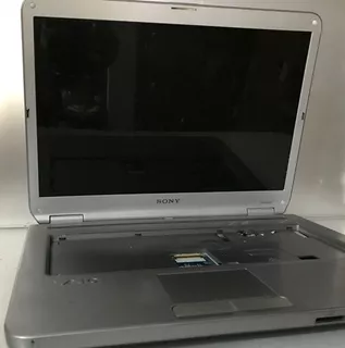 Laptop Sony Vaio Vgn Cr440f P/piezas (pantalla S/.99)