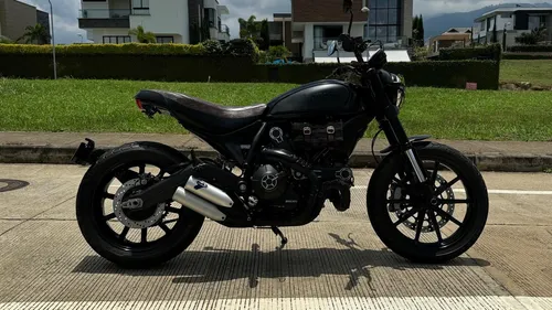 Ducati Scrambler Full Throttle 2015